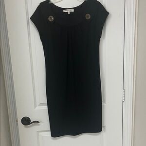 Evan Picone Black knit Mini Dress with Button Details with pockets